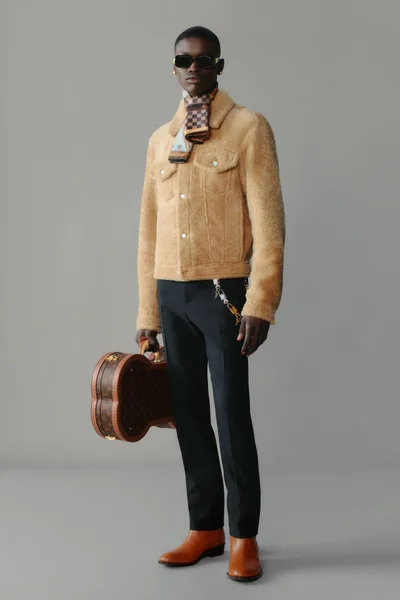 Look 28